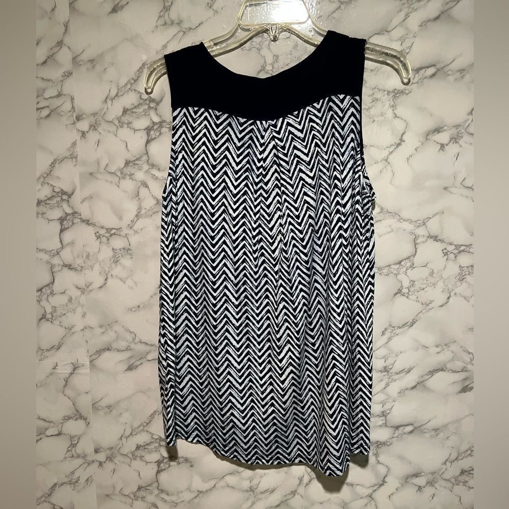 THML Chevron Embroidered Top - Picture 5 of 5